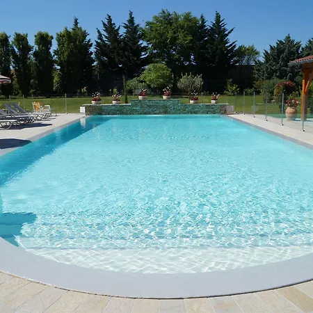 Restaurant La Martiniere Hotel Montélier