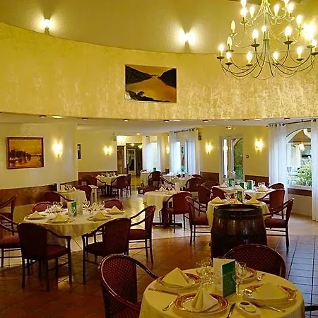 Hotel Restaurant La Martiniere Montélier