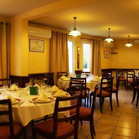 Restaurant La Martiniere Hotel 2*