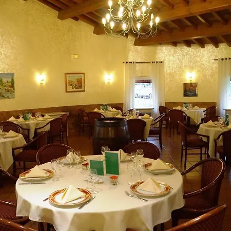 Restaurant La Martiniere 2*